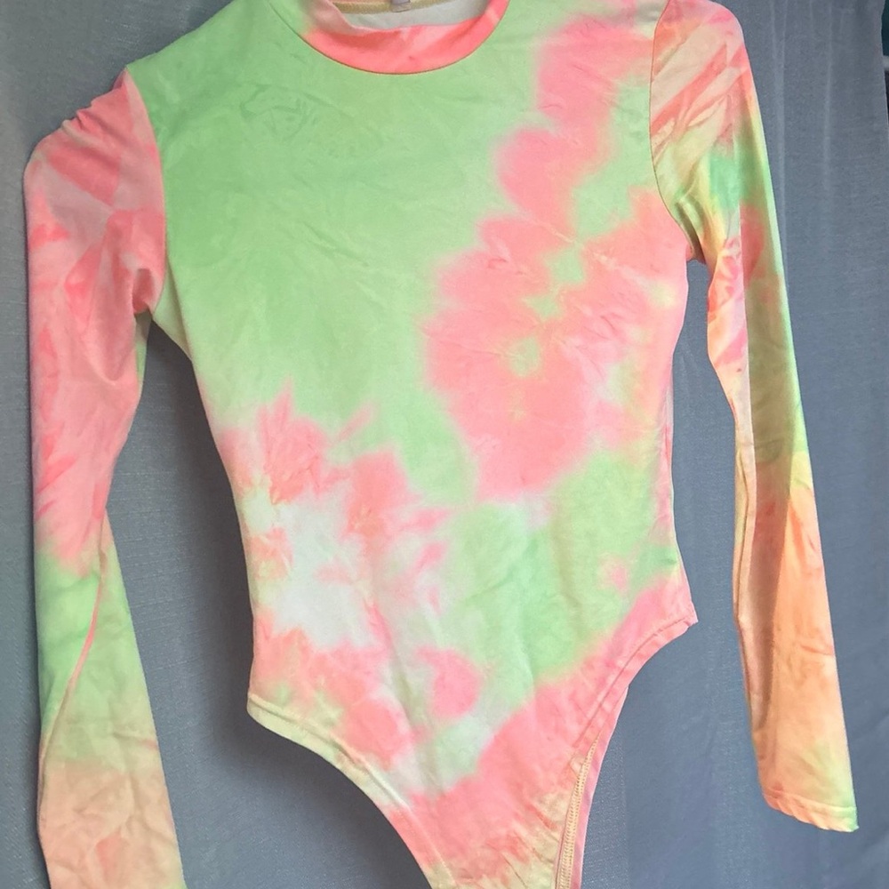 KeKimEva tie-dye Bodysuit long sleeve size small NWOT